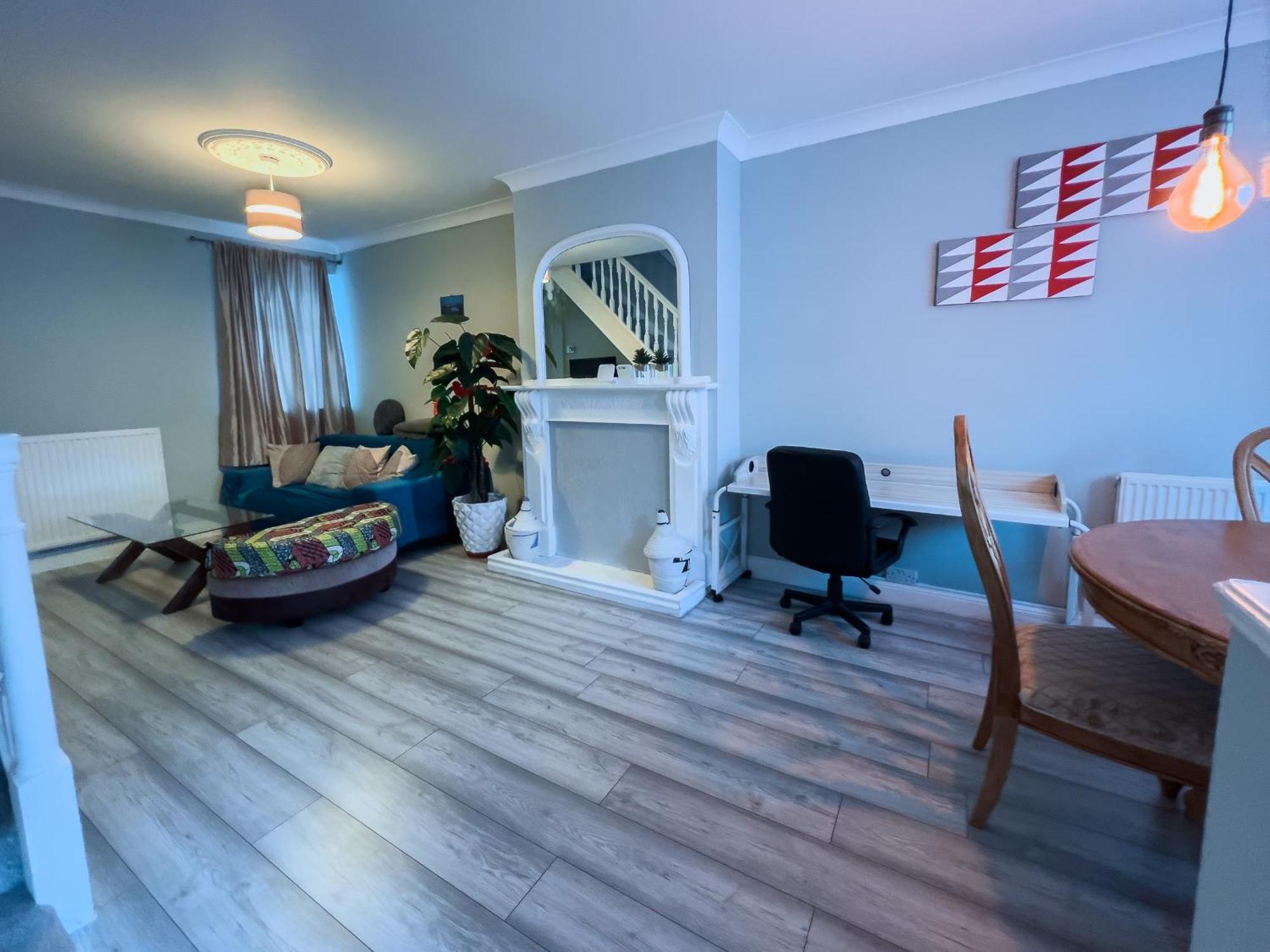 Spacious Retreat - Remote Worker & Family Friendly Portsmouth Exteriér fotografie
